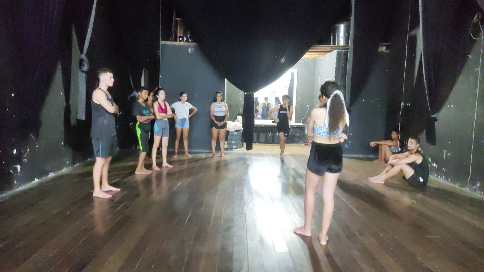 EM MONTEIRO: Bailarinos intensificam ensaios das coreografias da “Paixão de Cristo: A Ceia do Senhor!”