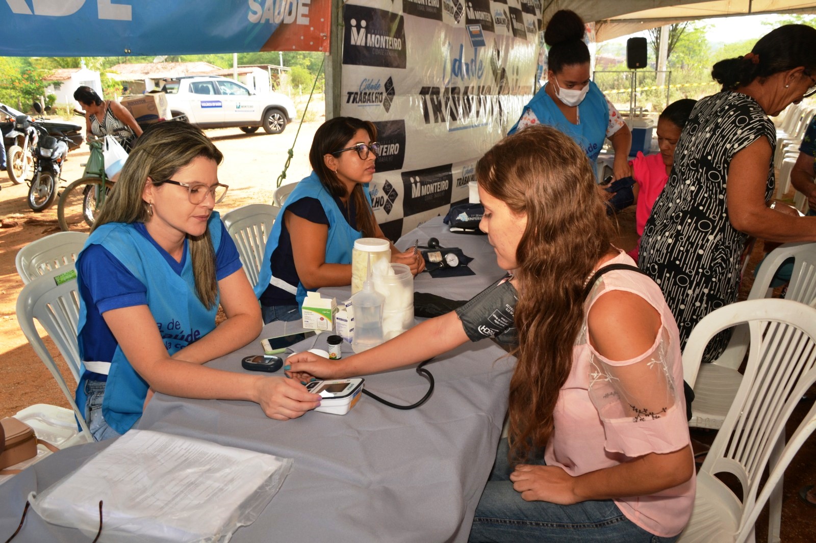Secretaria de Saúde de Monteiro leva serviços para Comunidade do Sítio Bom Nome