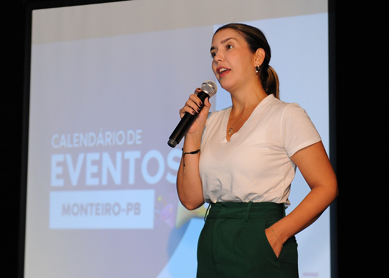 Prefeita Anna Lorena recebe Cadeia Produtiva monteirense e apresenta calendário de eventos 2024