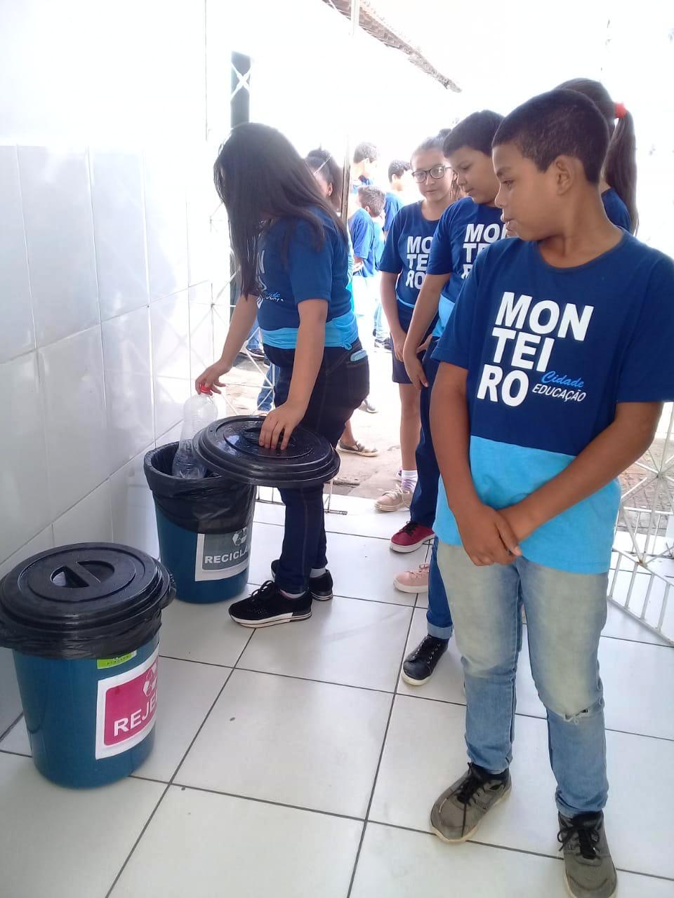 Prefeitura de Monteiro lança projeto de coleta de materiais recicláveis nas escolas